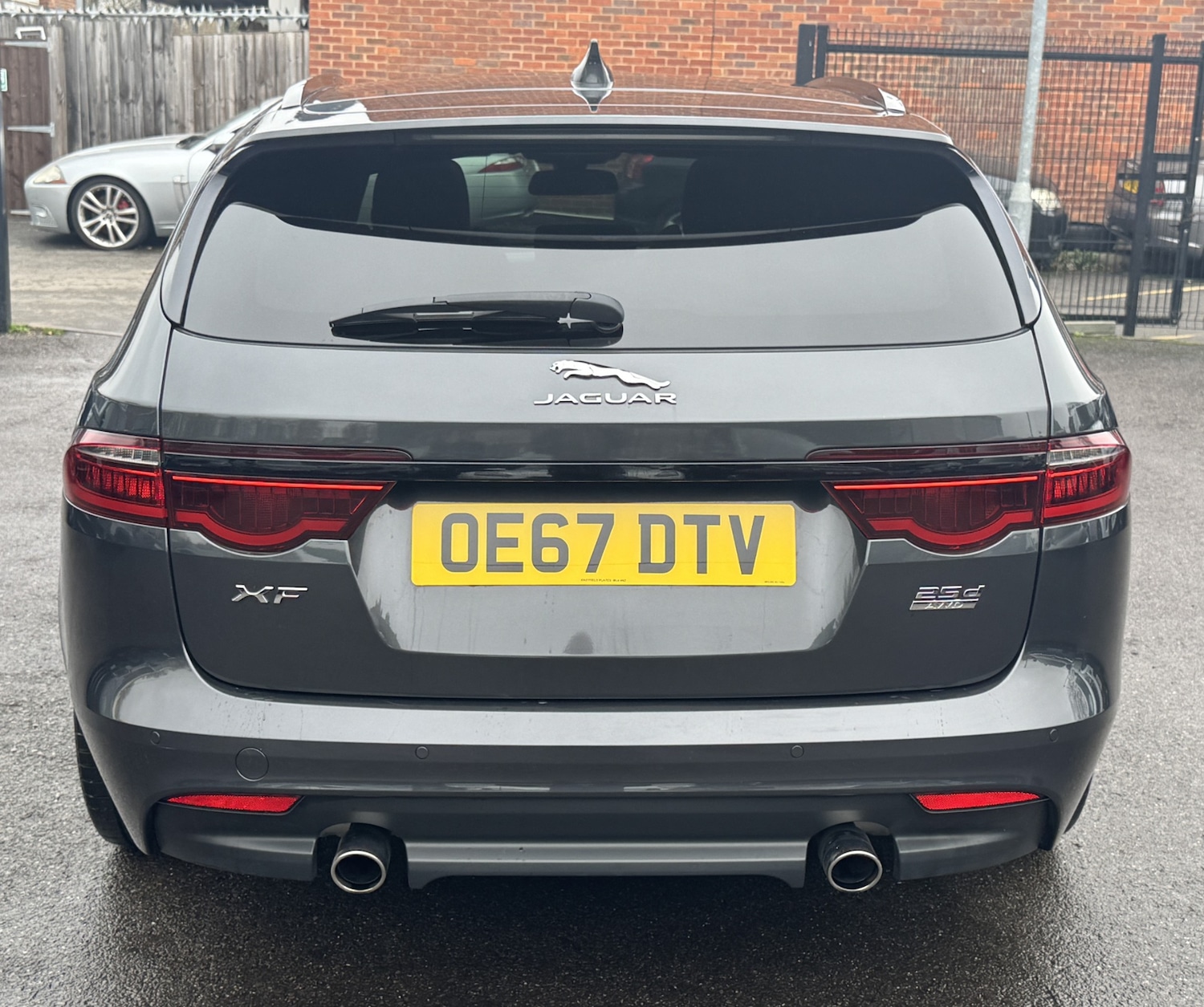 Used Jaguar XF 2017 for sale - 76611119: Photo 6