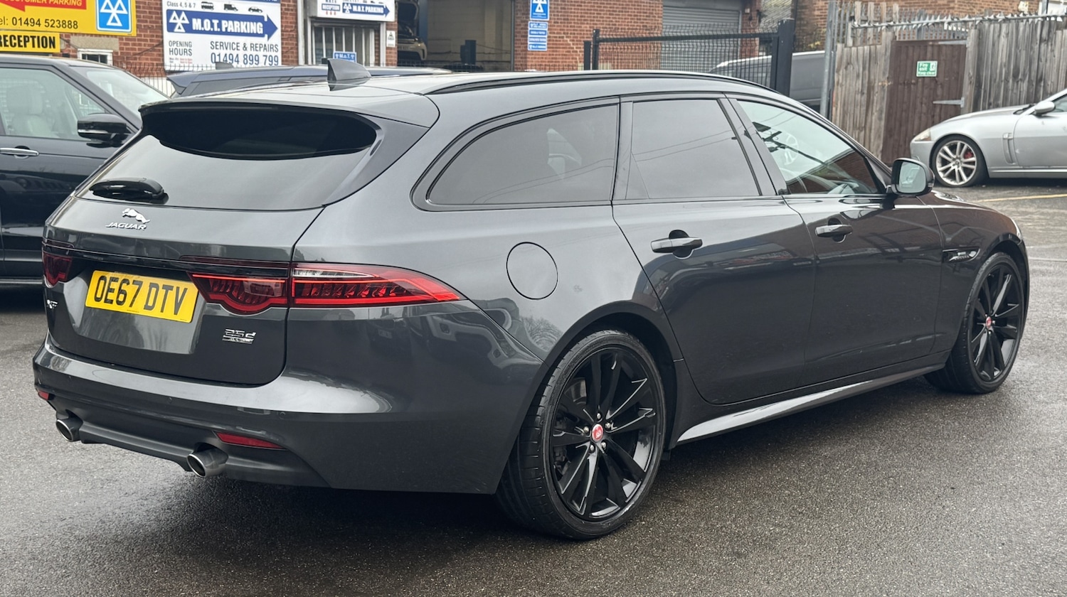 Used Jaguar XF 2017 for sale - 76611119: Photo 7