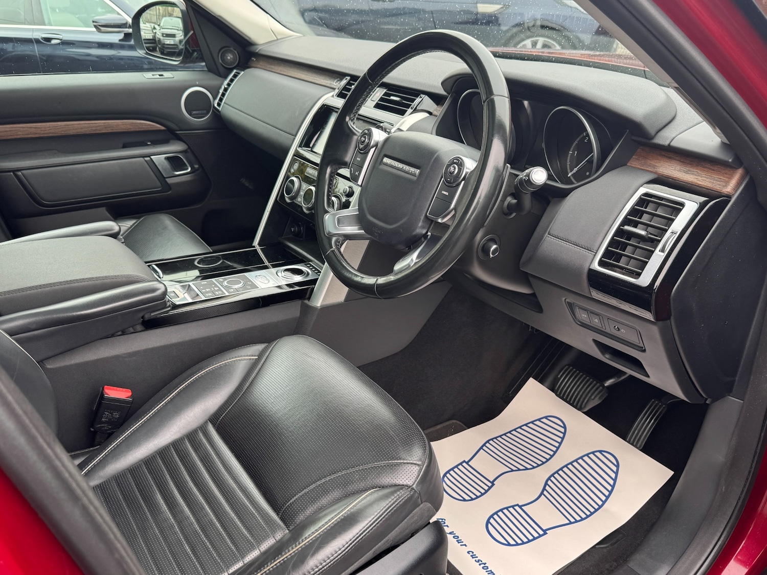 Used Land Rover Discovery 2017 for sale - 76381827: Photo 29