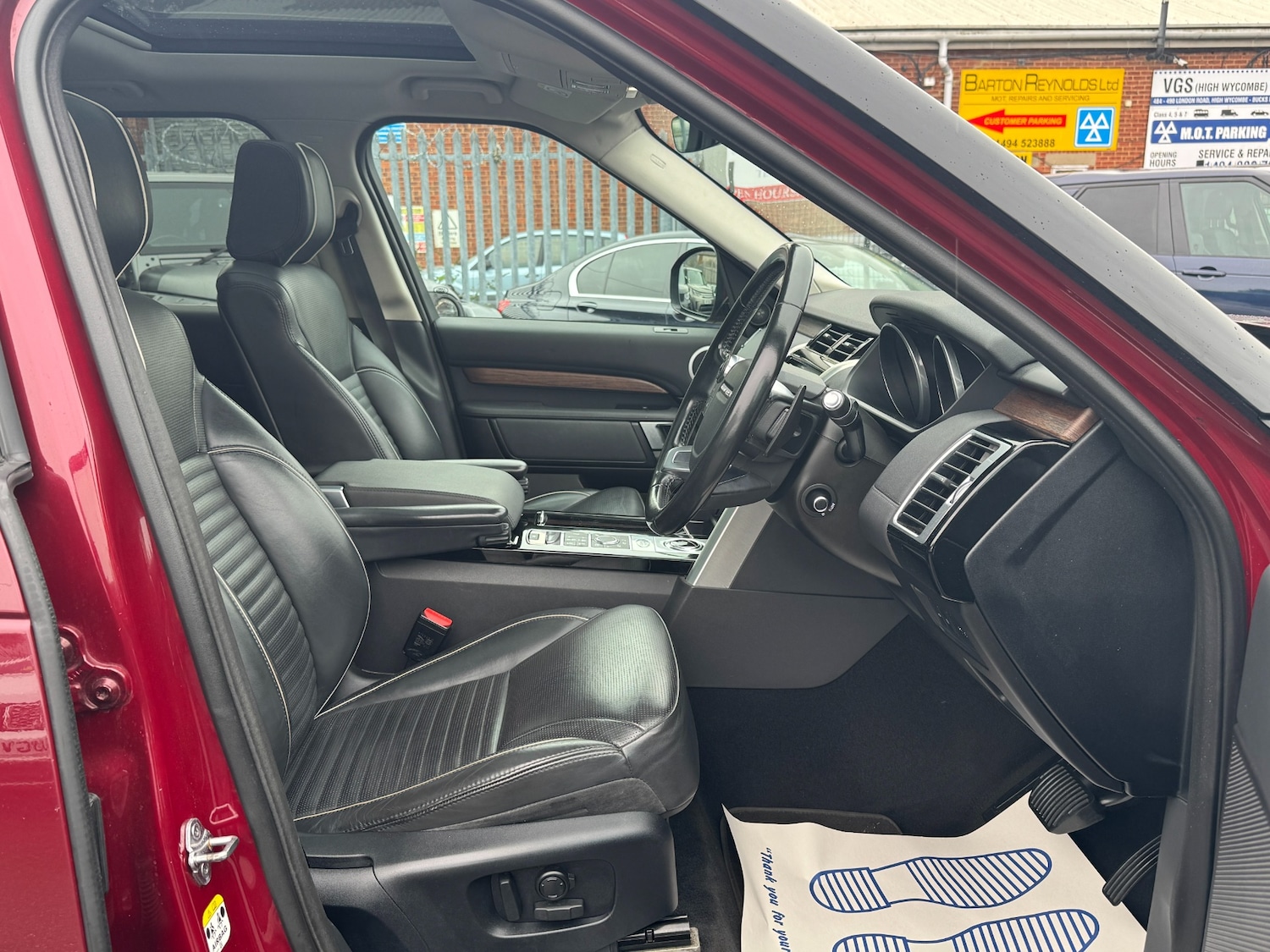 Used Land Rover Discovery 2017 for sale - 76381827: Photo 30