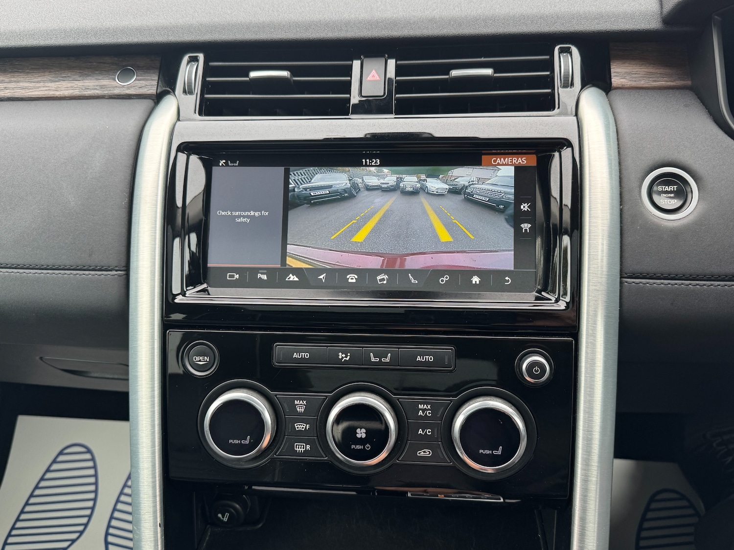 Used Land Rover Discovery 2017 for sale - 76381827: Photo 39