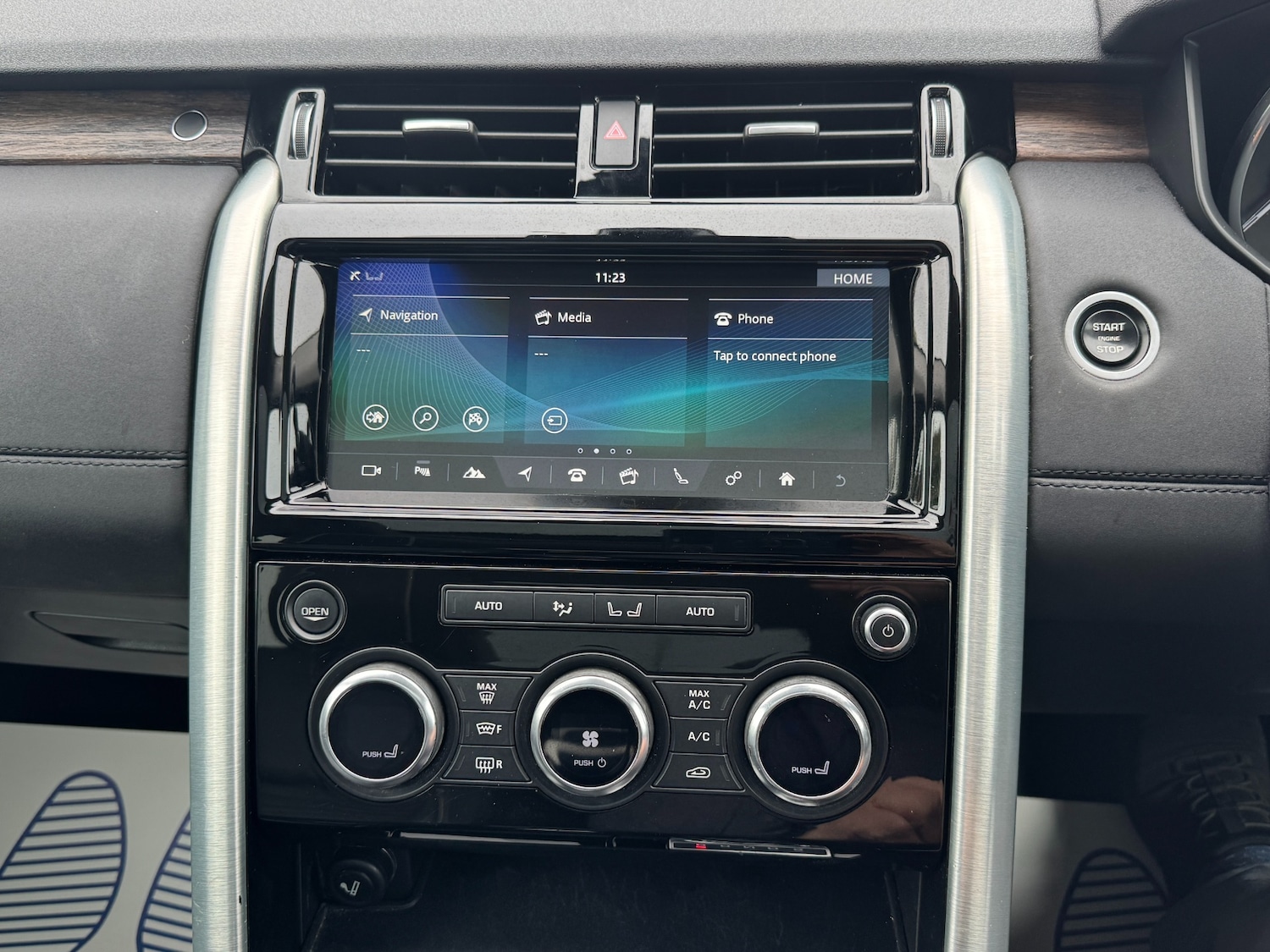 Used Land Rover Discovery 2017 for sale - 76381827: Photo 40