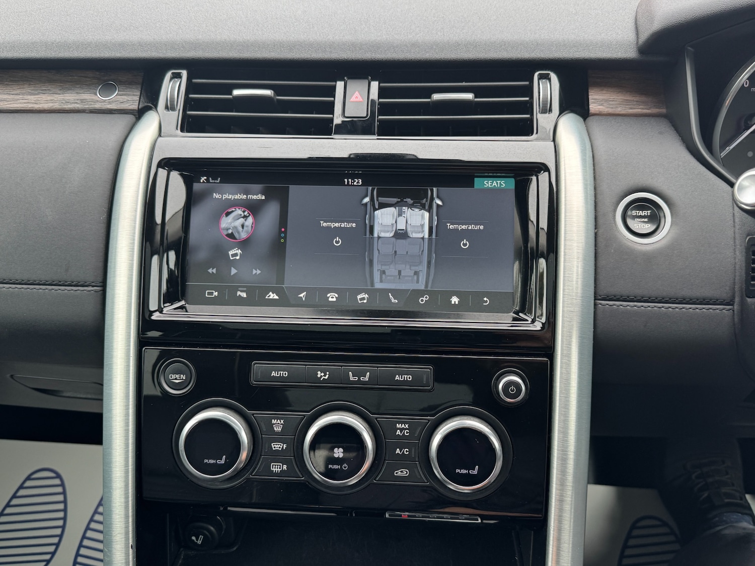 Used Land Rover Discovery 2017 for sale - 76381827: Photo 43