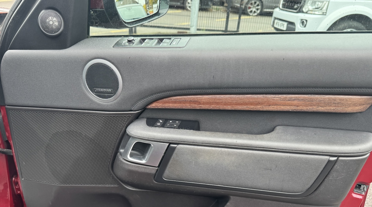 Used Land Rover Discovery 2017 for sale - 76381827: Photo 53