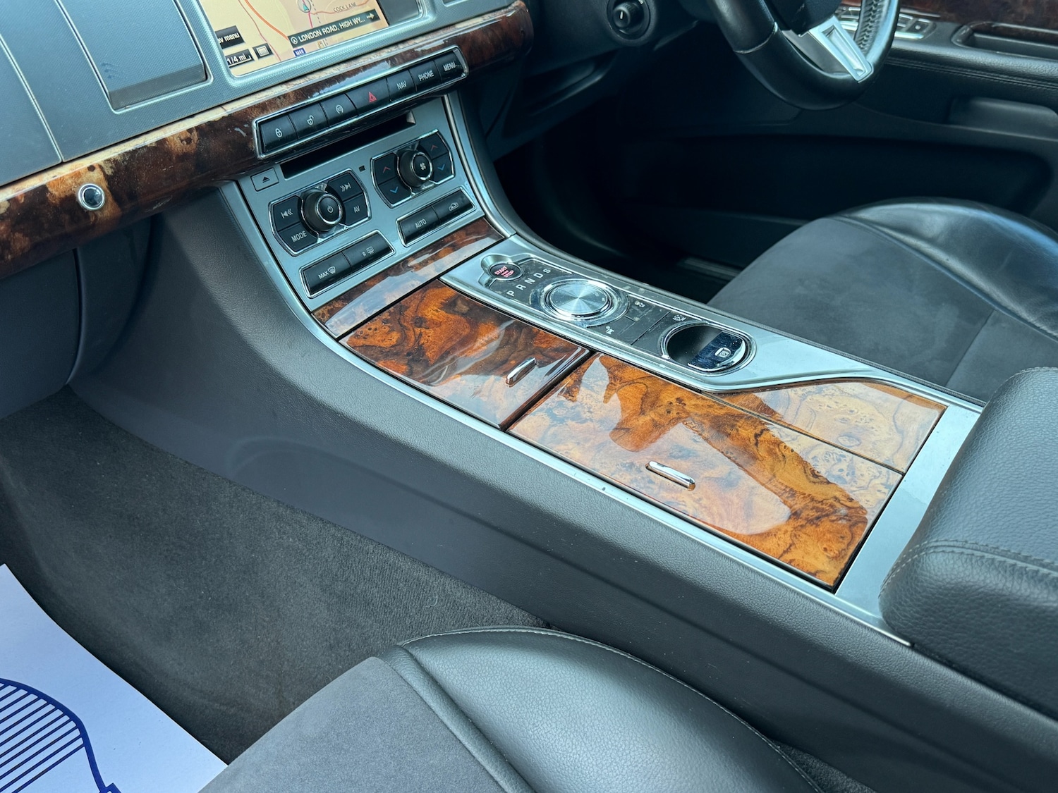 Used Jaguar XF 2013 for sale - 76780445: Photo 30