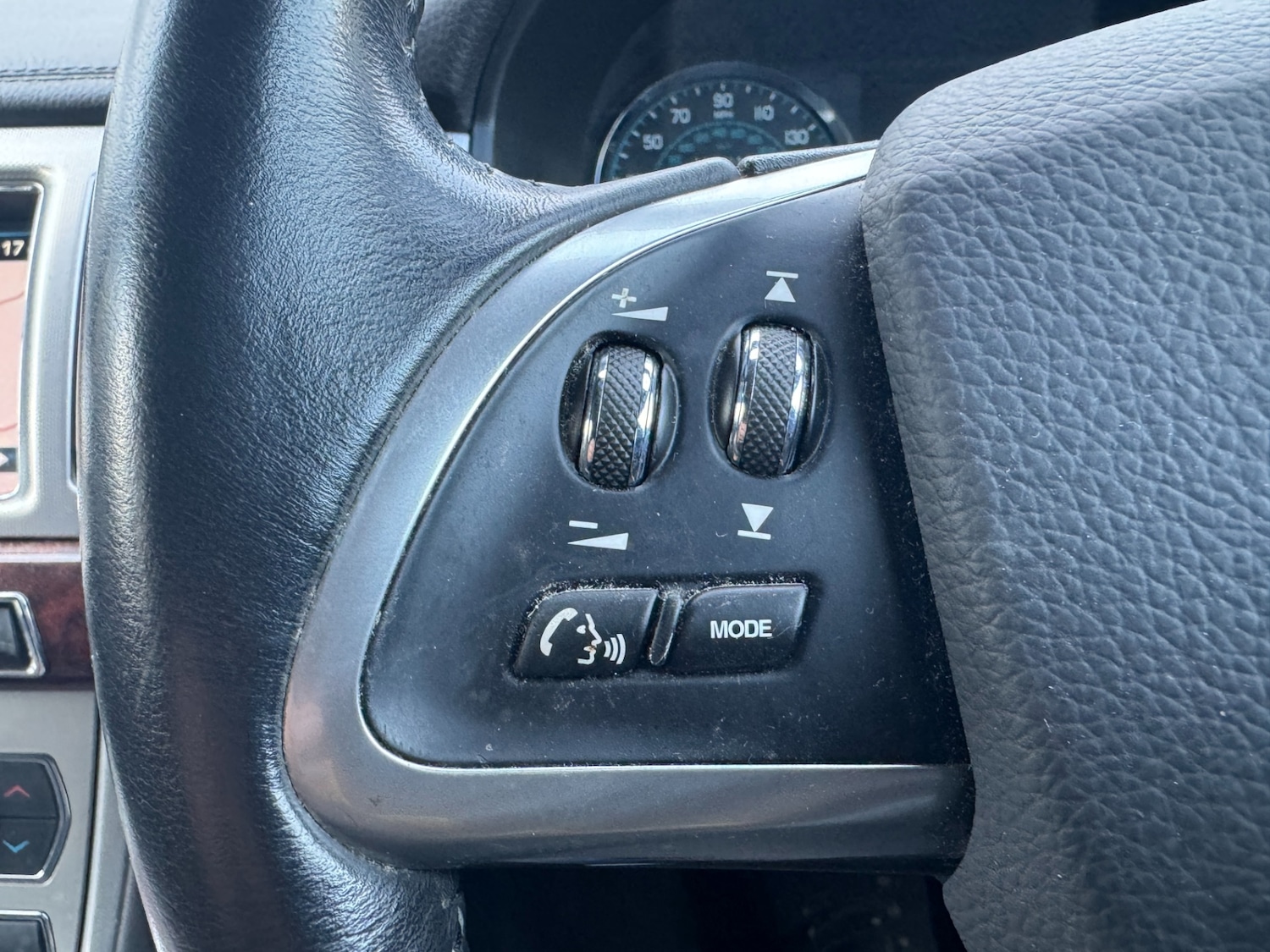 Used Jaguar XF 2013 for sale - 76780445: Photo 38