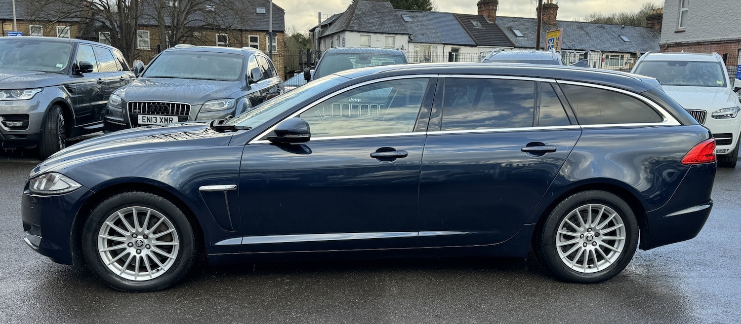 Used Jaguar XF 2013 for sale - 76780445: Photo 4