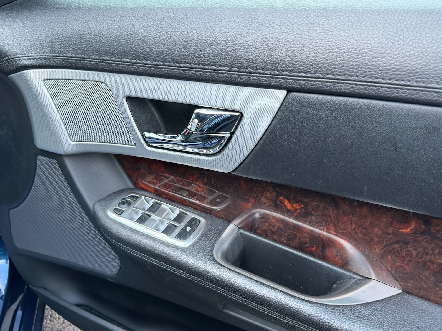 Used Jaguar XF 2013 for sale - 76780445: Photo 43