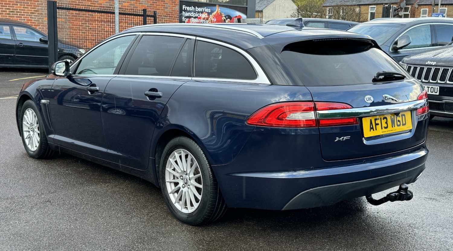 Used Jaguar XF 2013 for sale - 76780445: Photo 5