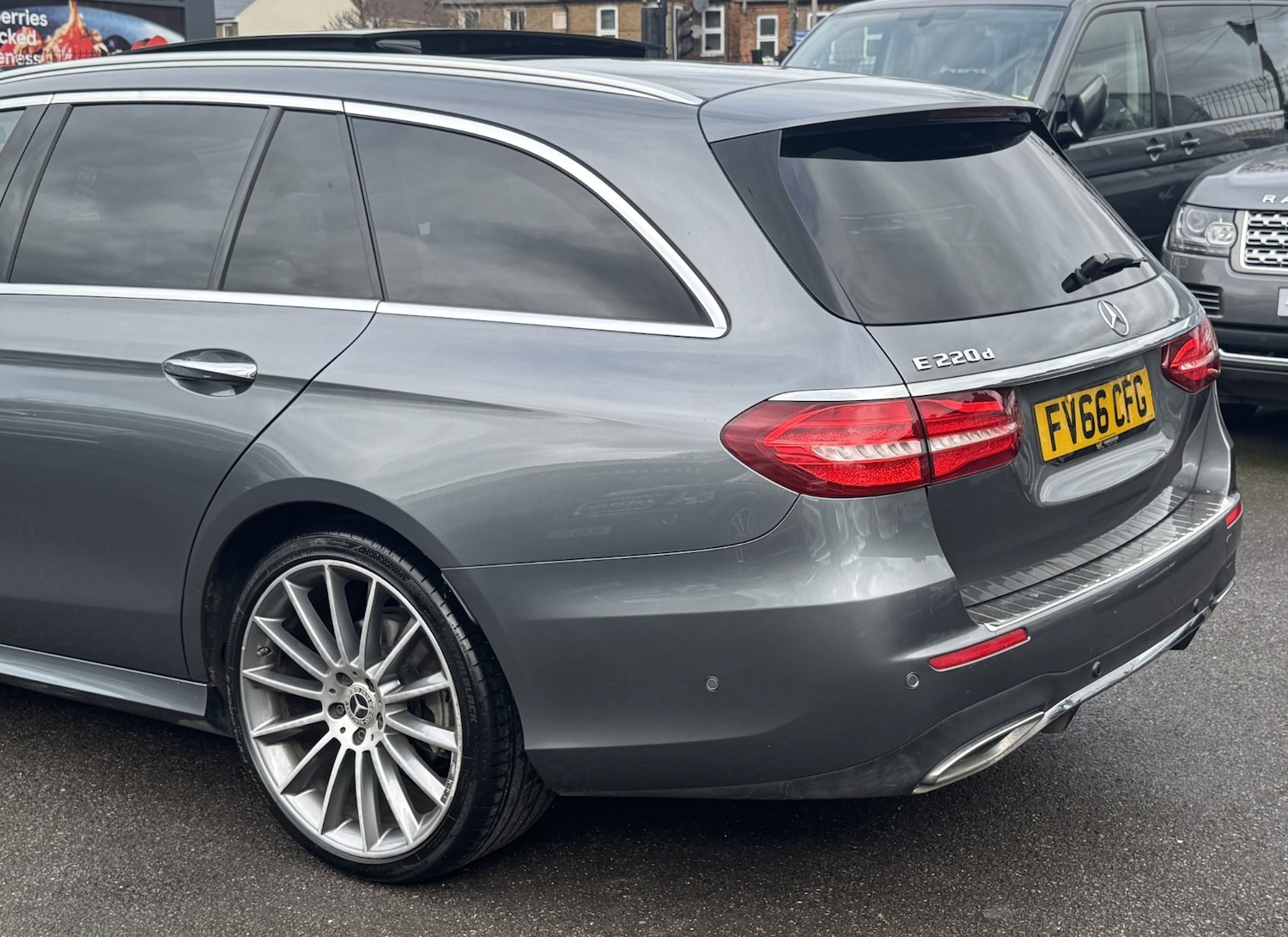 Used Mercedes-Benz E Class 2016 for sale - 77896204: Photo 16