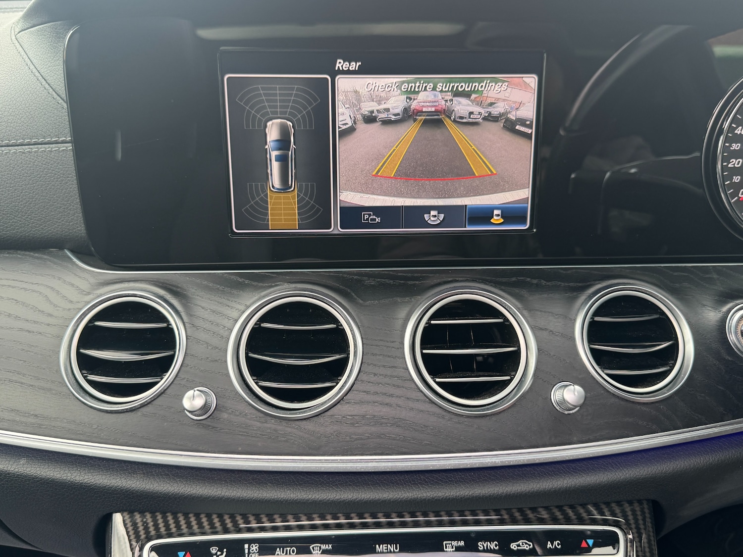 Used Mercedes-Benz E Class 2016 for sale - 77896204: Photo 39