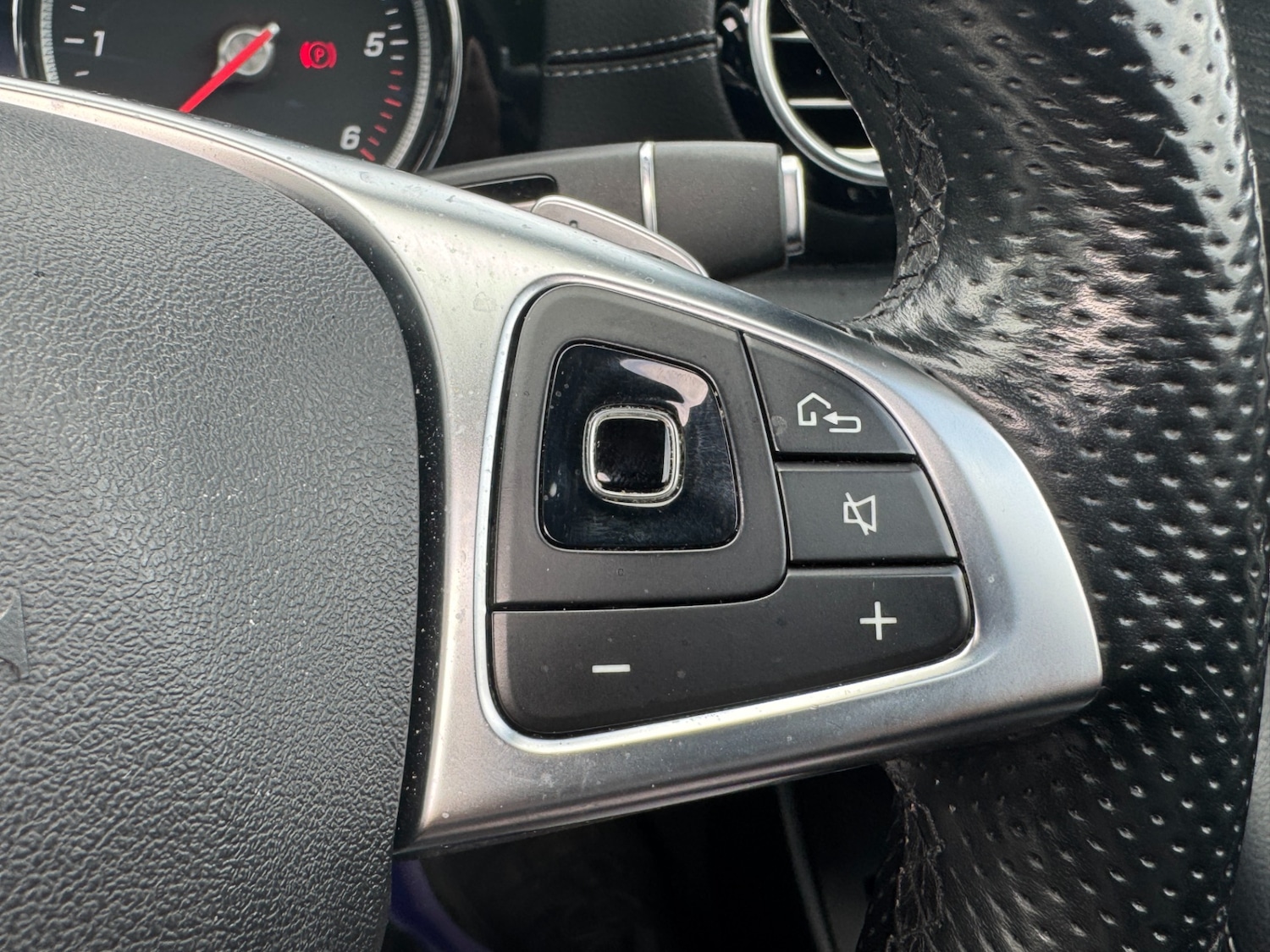 Used Mercedes-Benz E Class 2016 for sale - 77896204: Photo 46