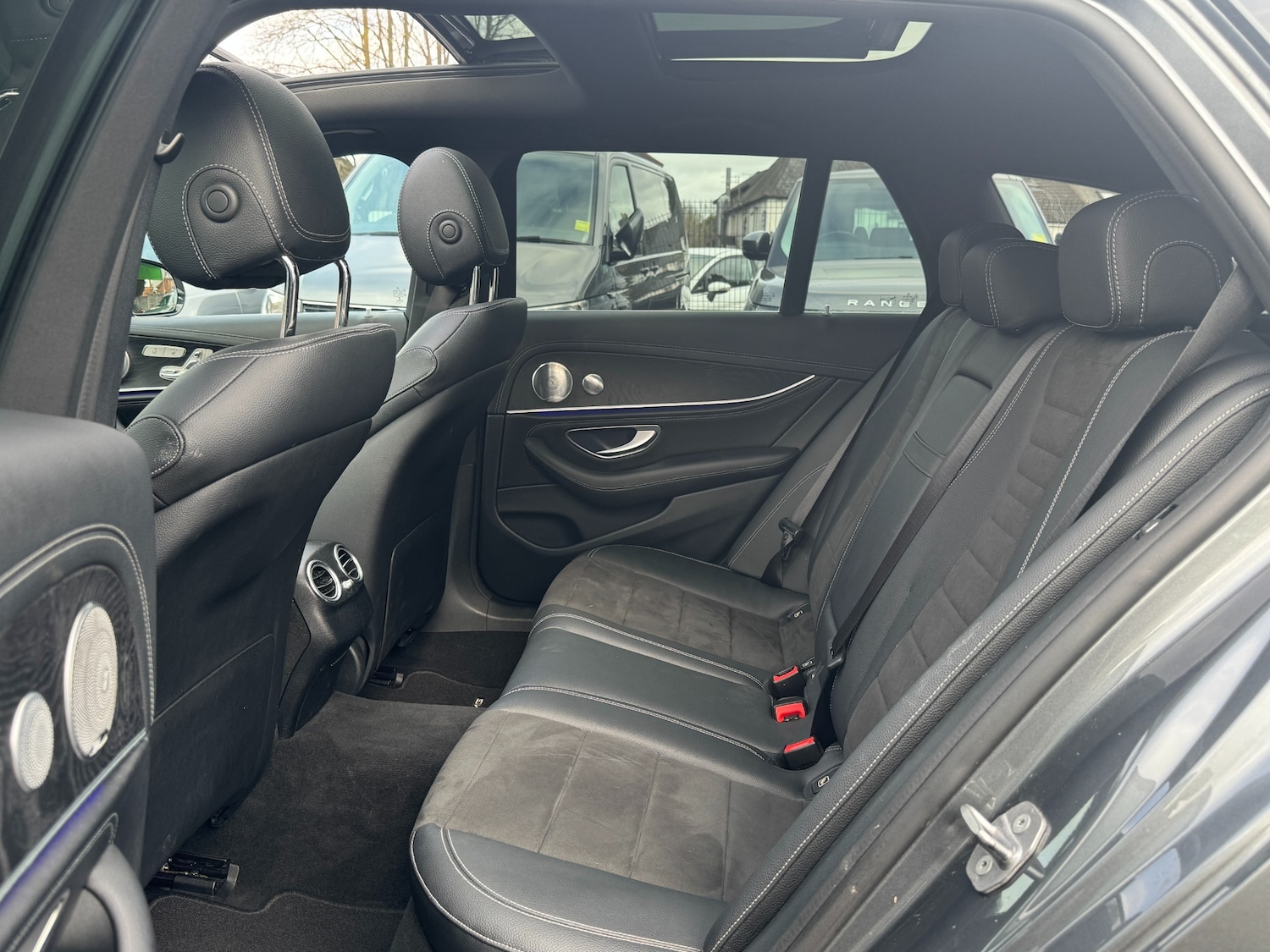 Used Mercedes-Benz E Class 2016 for sale - 77896204: Photo 63