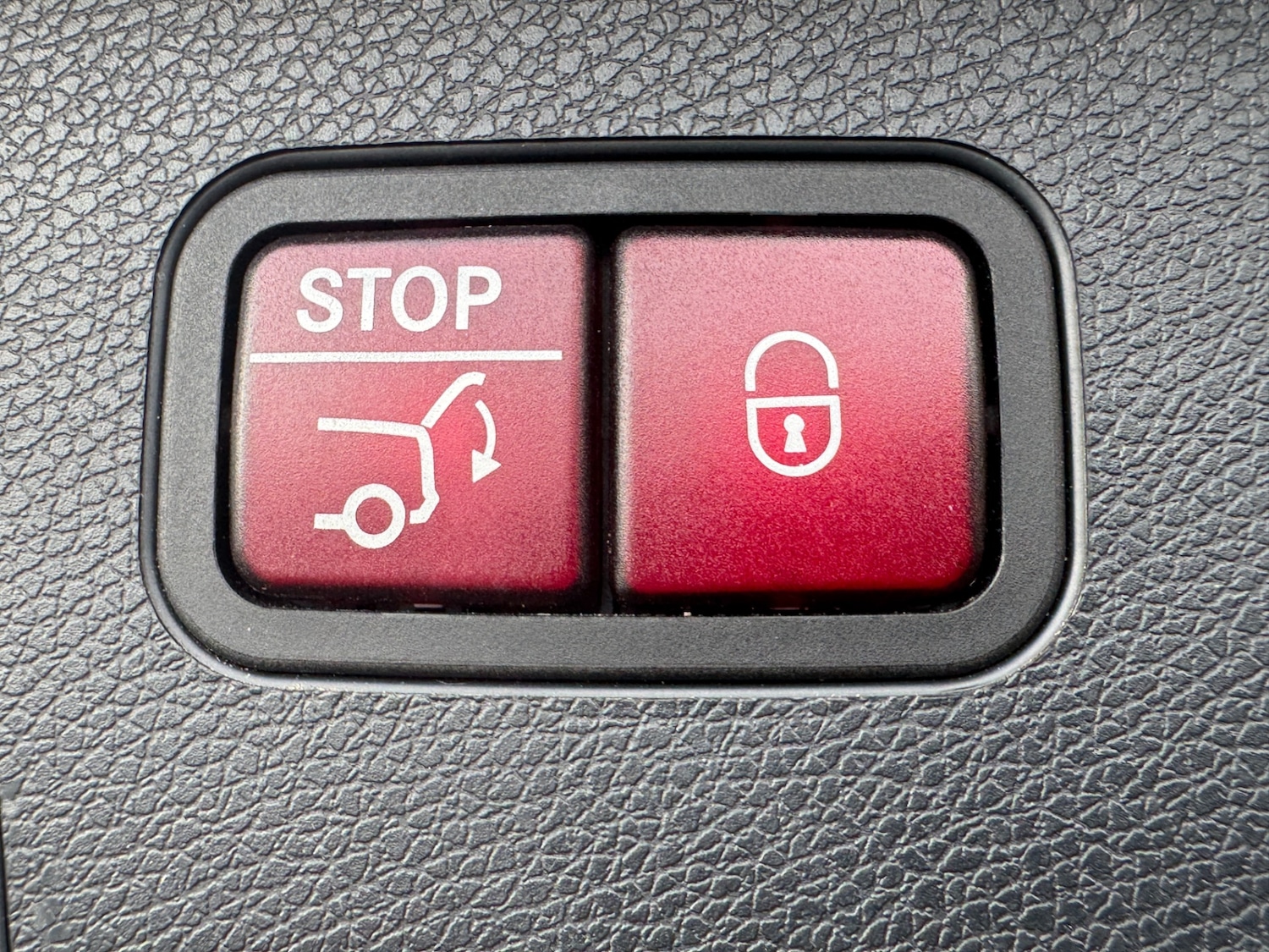 Used Mercedes-Benz E Class 2016 for sale - 77896204: Photo 65