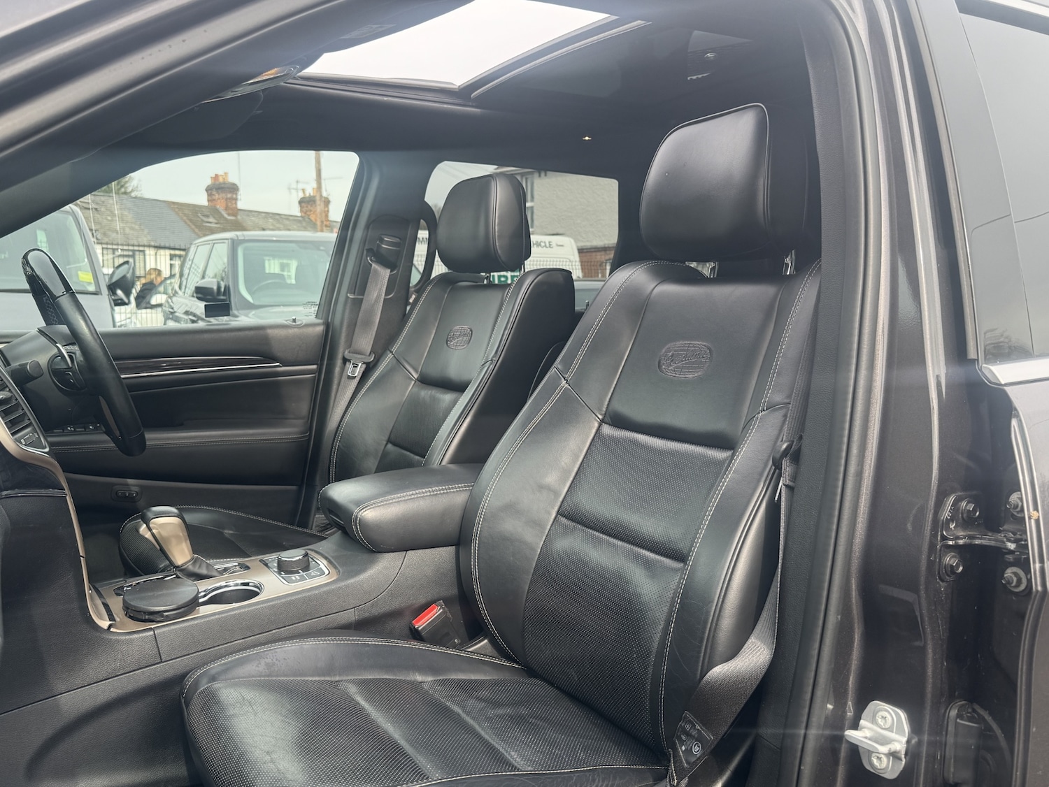 Used Jeep Grand Cherokee 2018 for sale - 77973909: Photo 28