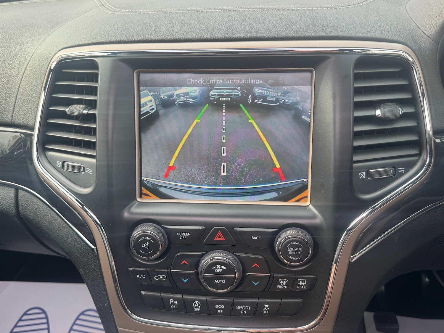 Used Jeep Grand Cherokee 2018 for sale - 77973909: Photo 39