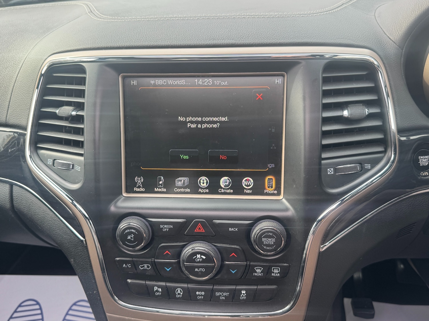 Used Jeep Grand Cherokee 2018 for sale - 77973909: Photo 43