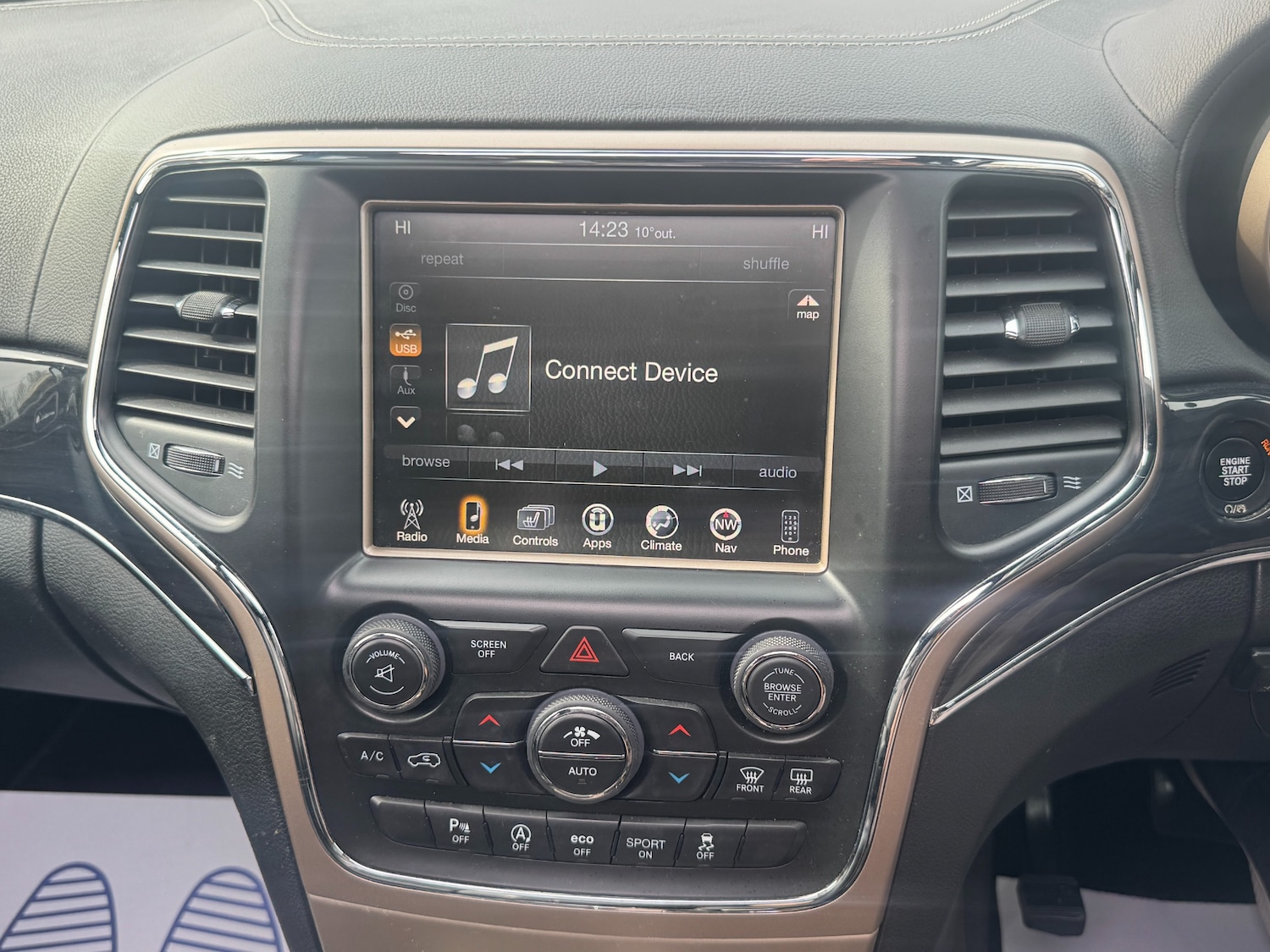 Used Jeep Grand Cherokee 2018 for sale - 77973909: Photo 44