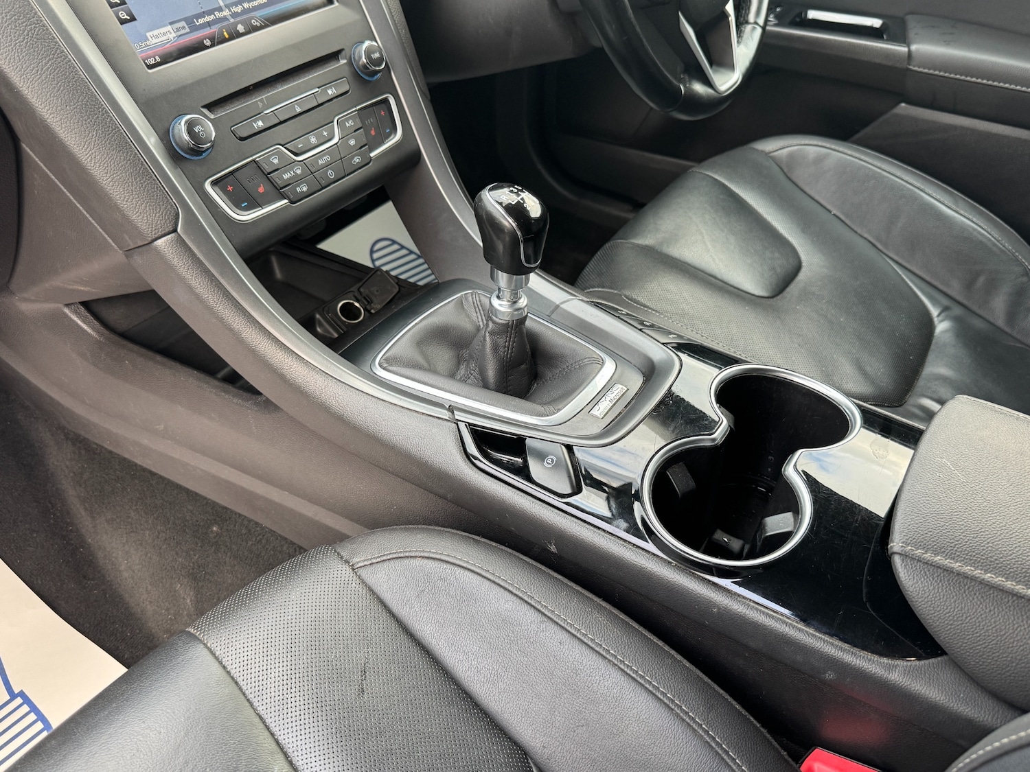 Used Ford Mondeo 2015 for sale - 76025808: Photo 31