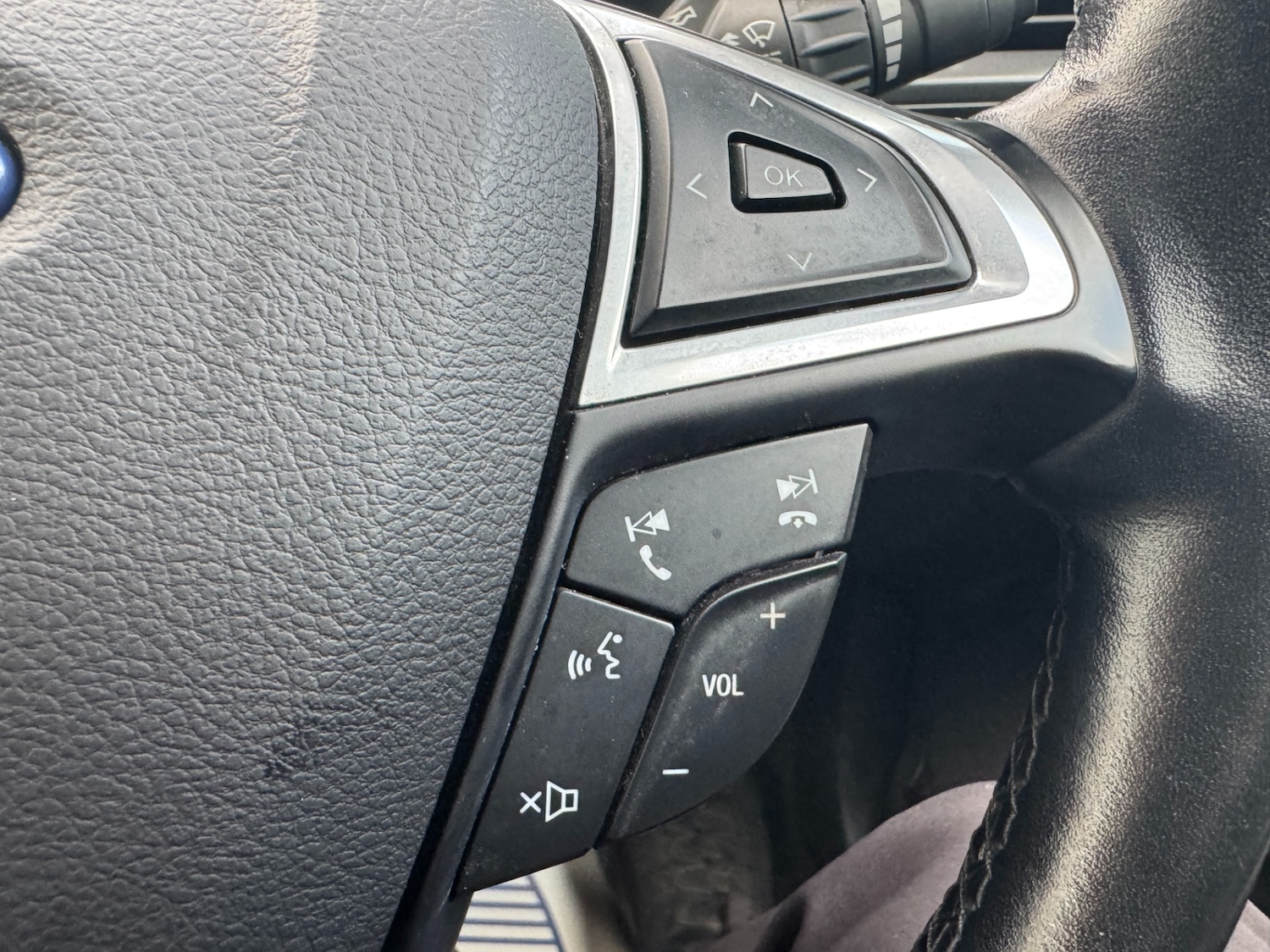 Used Ford Mondeo 2015 for sale - 76025808: Photo 43