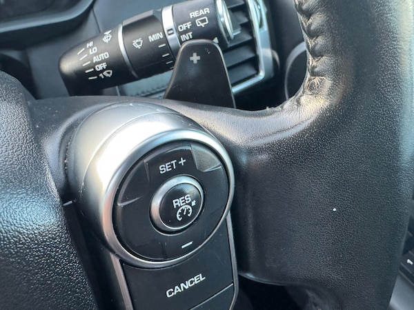 Used Land Rover Discovery 2018 for sale - 76250237: Photo 48