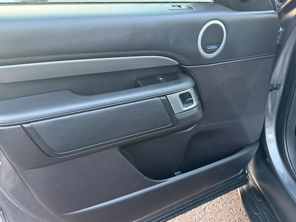 Used Land Rover Discovery 2018 for sale - 76250237: Photo 54