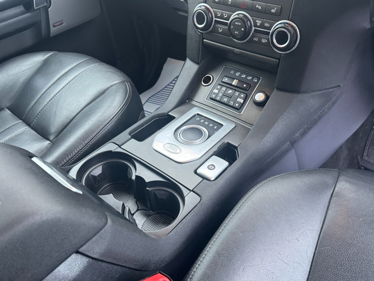 Used Land Rover Discovery 2016 for sale - 77380773: Photo 32