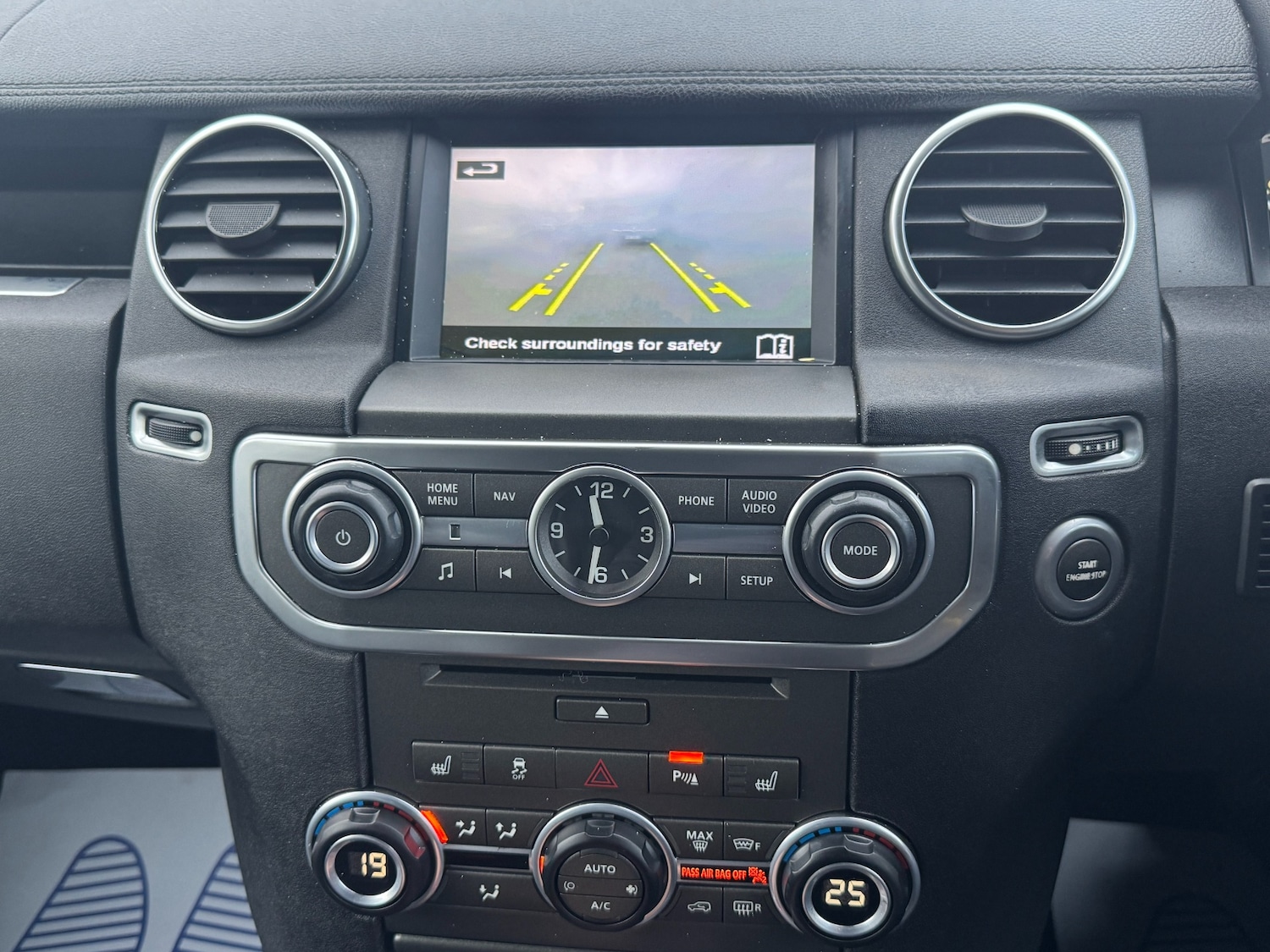 Used Land Rover Discovery 2016 for sale - 77380773: Photo 39