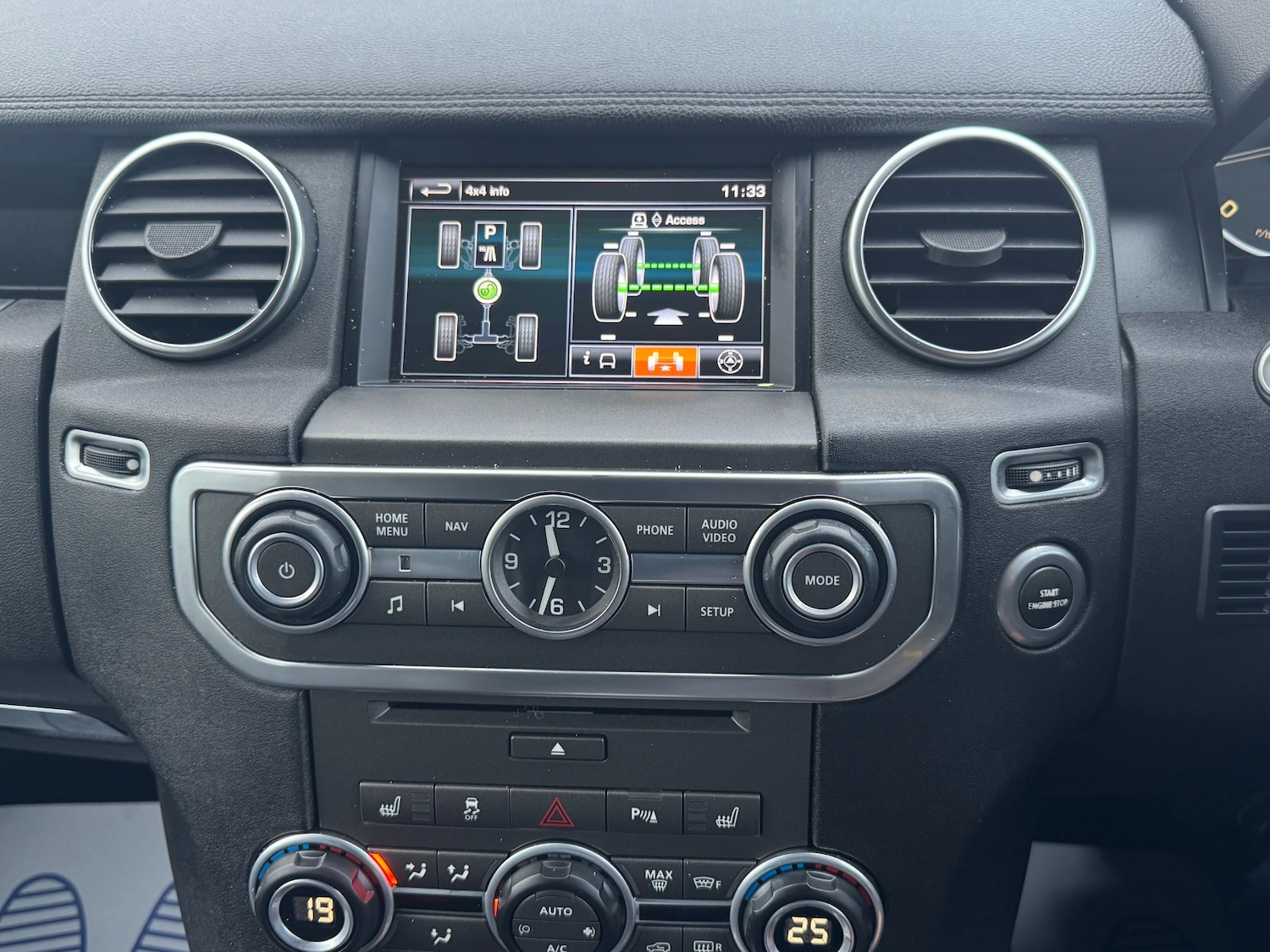 Used Land Rover Discovery 2016 for sale - 77380773: Photo 43