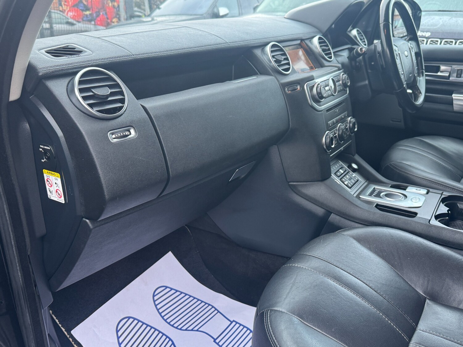 Used Land Rover Discovery 2016 for sale - 77380773: Photo 51