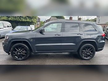 Used Jeep Grand Cherokee 2018 for sale - 74941331: Photo