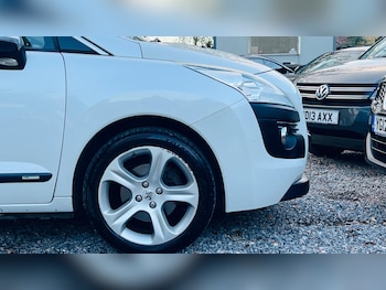 Used Peugeot 3008 2012 for sale - 79021995: Photo