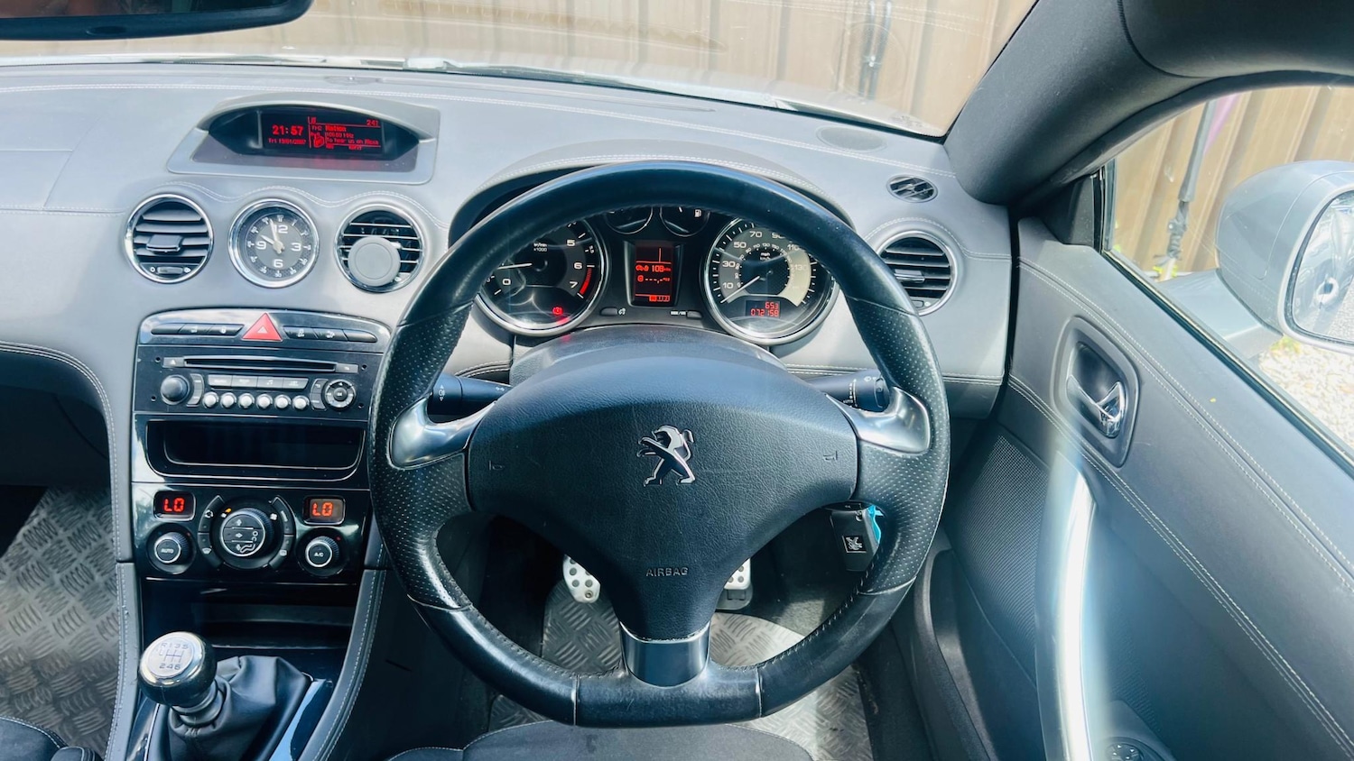 Vehicle 22