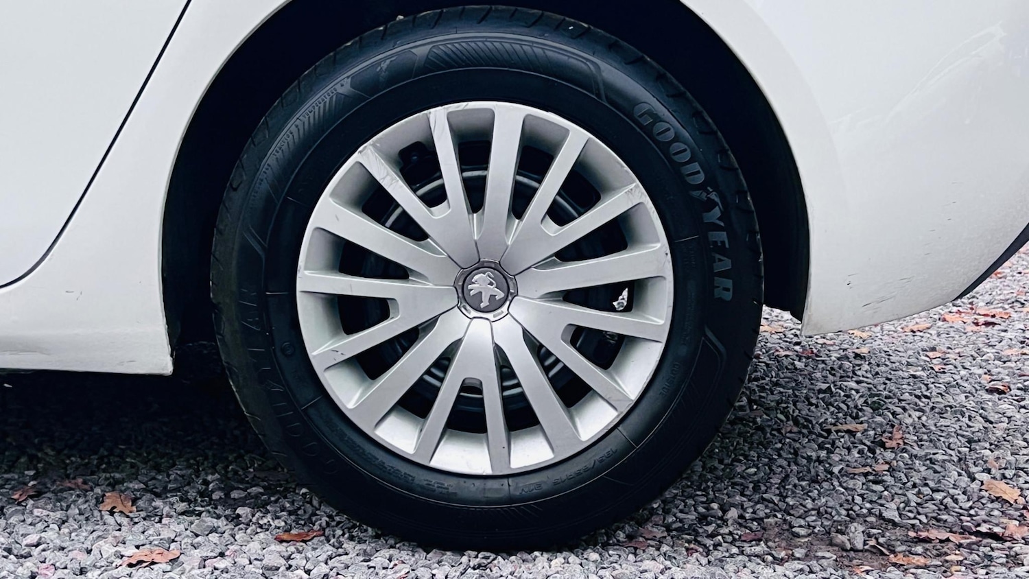 Used Peugeot 308 2015 for sale - 77149569: Photo 18