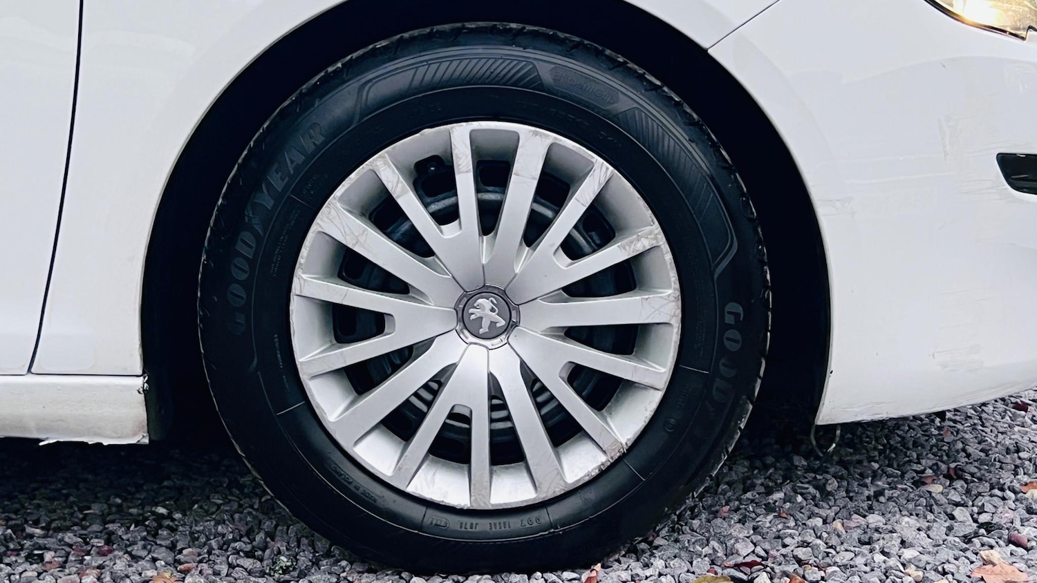 Used Peugeot 308 2015 for sale - 77149569: Photo 20