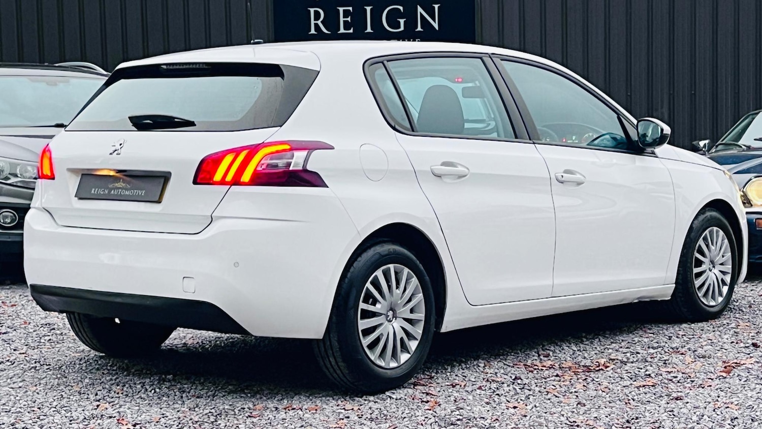 Used Peugeot 308 2015 for sale - 77149569: Photo 6