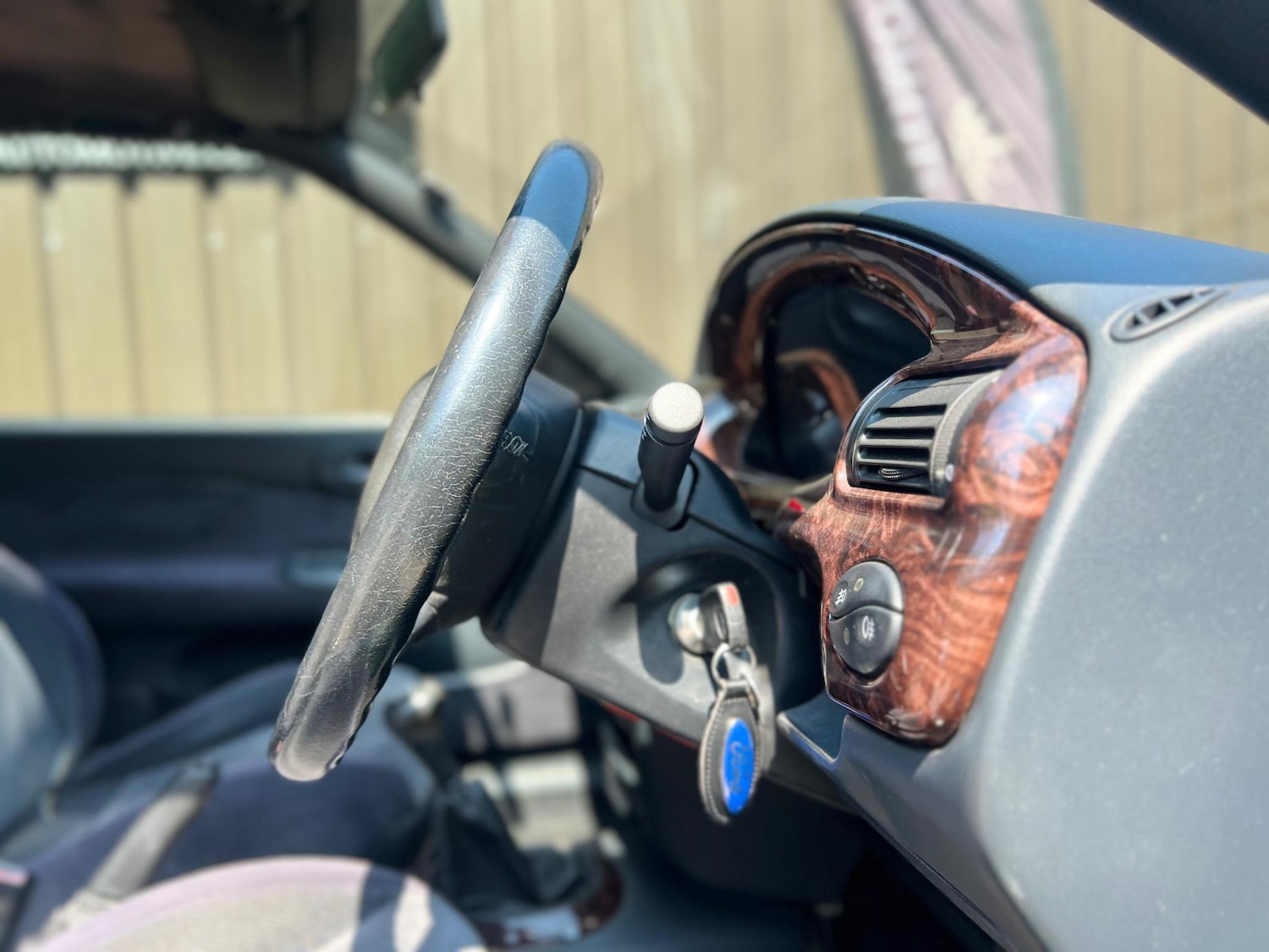 Used Ford Escort 1997 for sale - 77149586: Photo 38