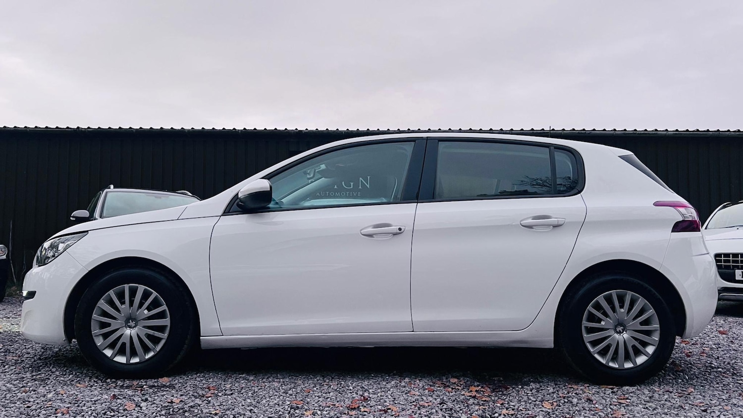 Used Peugeot 308 2015 for sale - 77363336: Photo 10