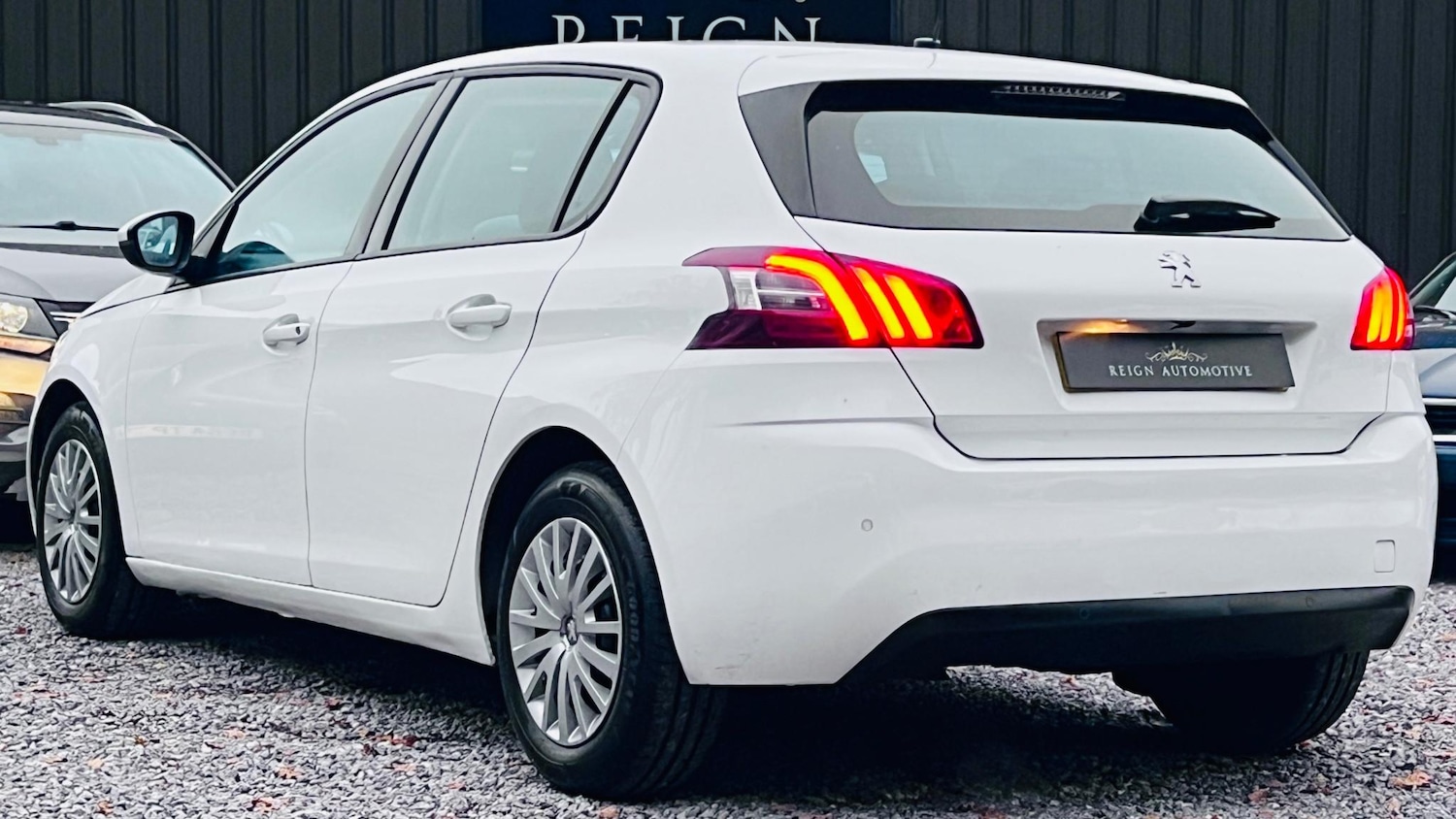 Used Peugeot 308 2015 for sale - 77363336: Photo 14