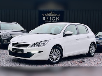 Used Peugeot 308 2015 for sale - 77363336: Photo