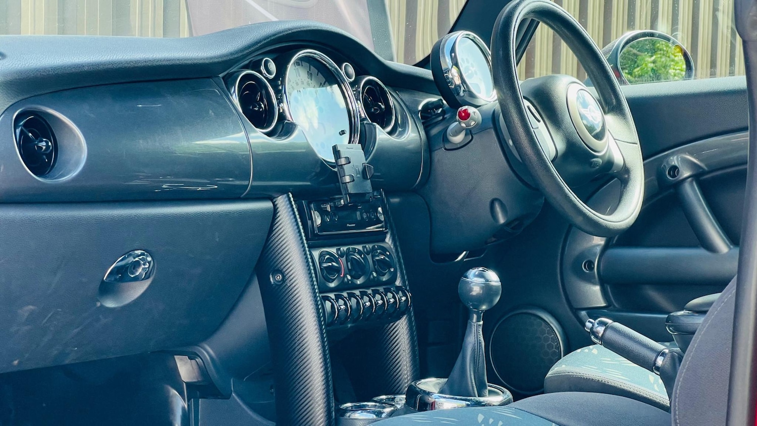 Used MINI Convertible 2005 for sale - 77149585: Photo 12