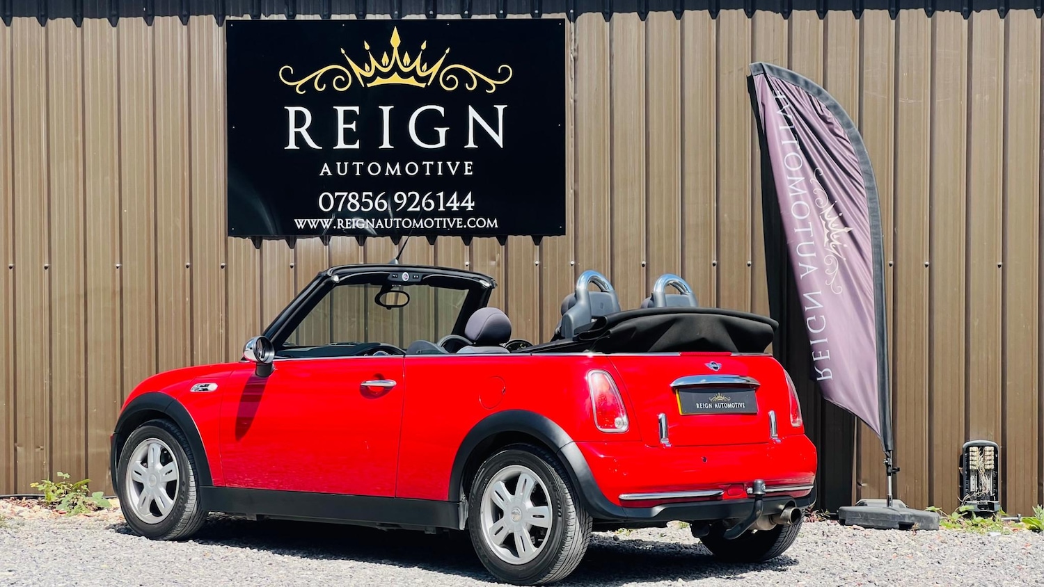 Used MINI Convertible 2005 for sale - 77149585: Photo 19
