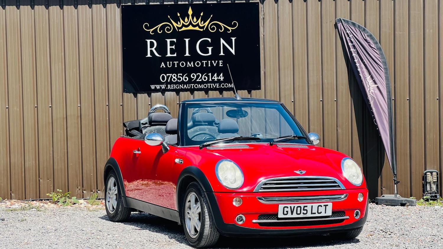 Used MINI Convertible 2005 for sale - 77149585: Photo 25