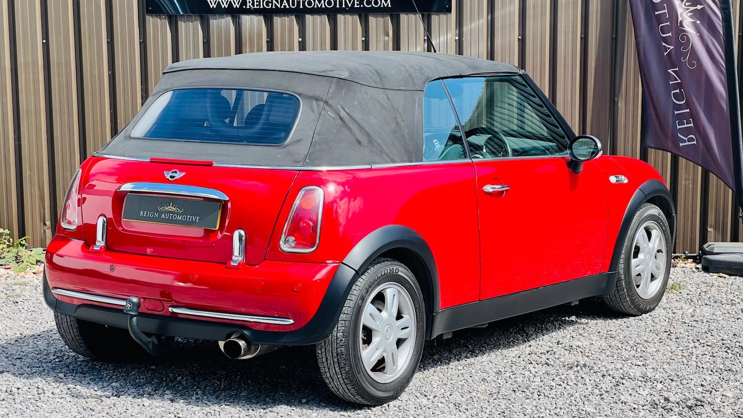 Used MINI Convertible 2005 for sale - 77149585: Photo 8