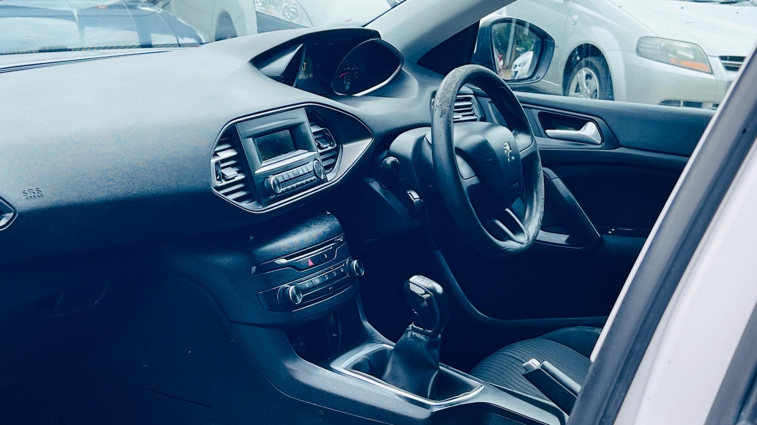 Used Peugeot 308 2016 for sale - 77149587: Photo 20