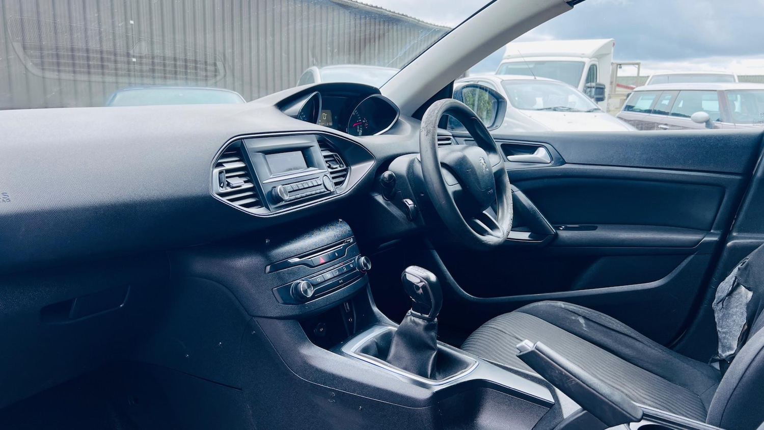 Used Peugeot 308 2016 for sale - 77149587: Photo 21