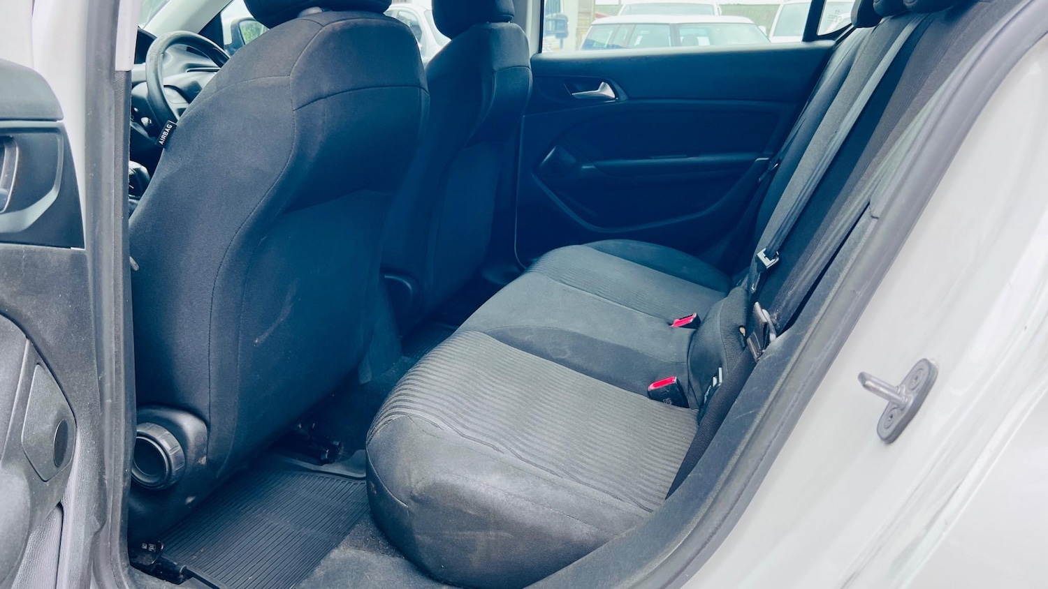 Used Peugeot 308 2016 for sale - 77149587: Photo 24