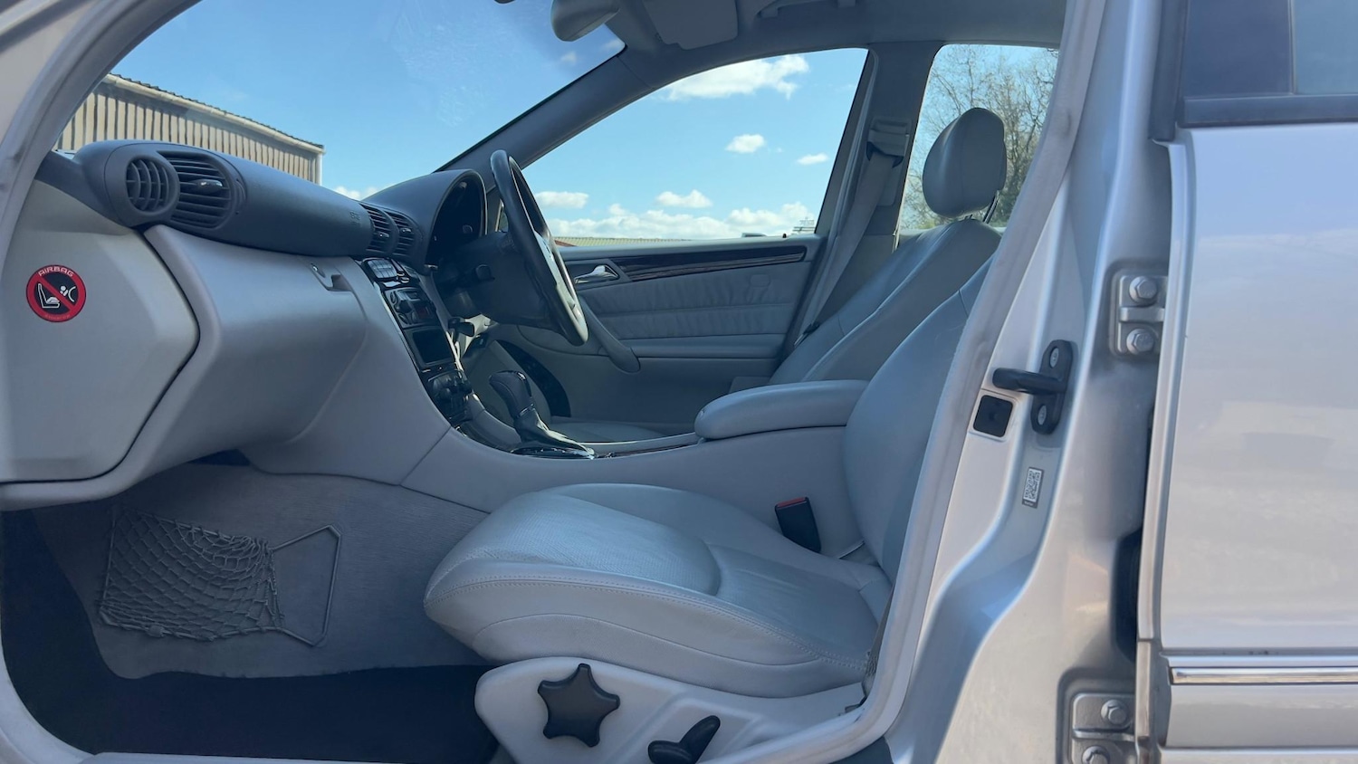 Used Mercedes-Benz C Class 2002 for sale - 77890710: Photo 15