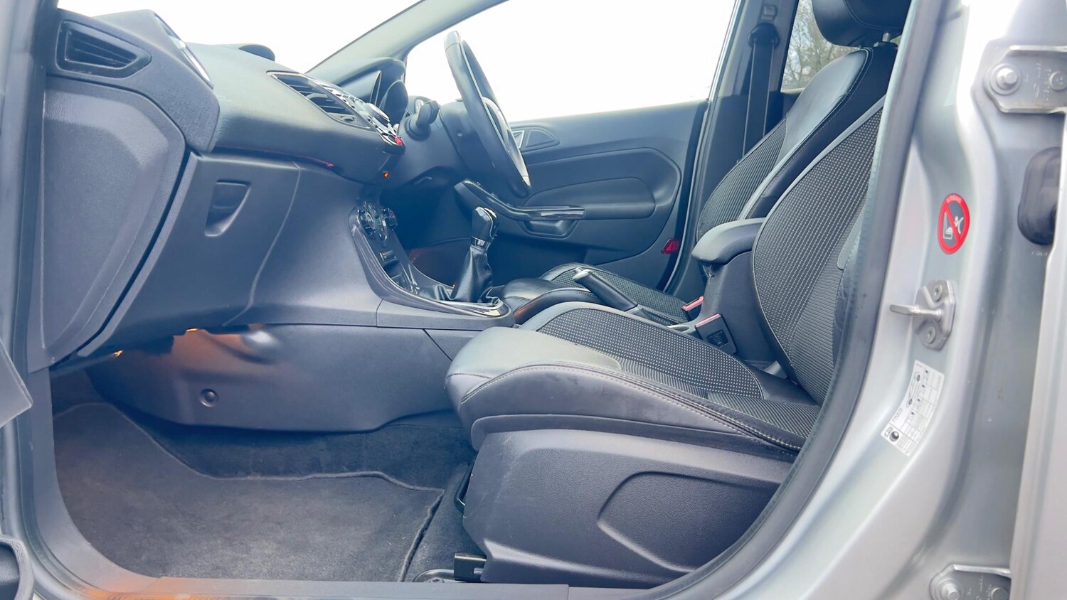 Used Ford Fiesta 2014 for sale - 77483262: Photo 29