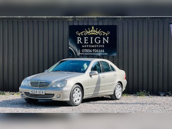 Used Mercedes-Benz C-Class 2004 for sale - 75121876: Photo